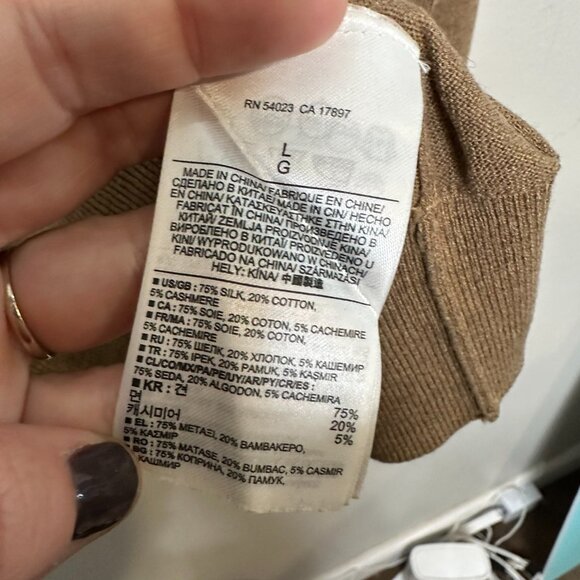 Banana Republic Forever V Neck Sweater Womens Large Silk Cashmere Tan Work - Picture 6 of 8